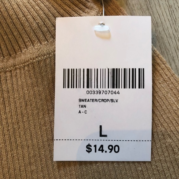 NWT CROPPED SWEATER TANK - Picture 2 of 2